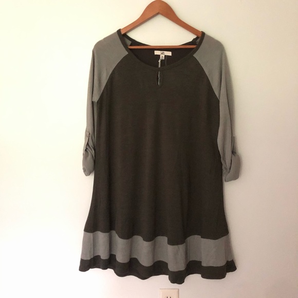 Ya Los Angeles Dresses & Skirts - NEW YA Los Angeles Brown Grey Tunic Dress M